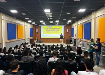 Alunos do Centro de Excelência Dr. Milton Dortas participam de evento alusivo ao ‘Setembro Amarelo’