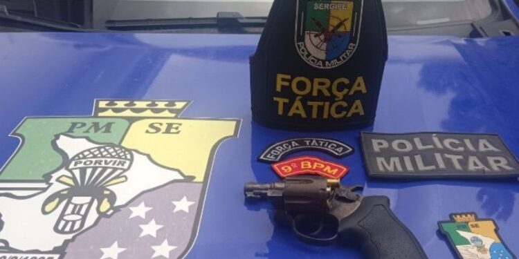 Polícia Militar apreende revólver com suspeito de ameaçar vizinhos em Carmópolis
