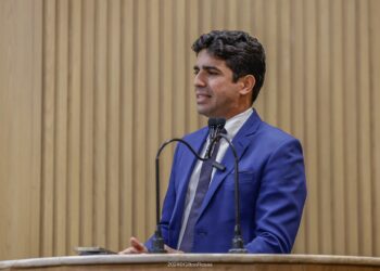 Vereador Pastor Diego alerta sobre violação da liberdade de expressão