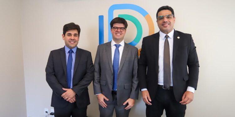 Presidente da Alese visita Escritório da Desenvolve-SE em São Paulo e reforça compromissos de desenvolvimento para Sergipe