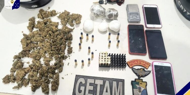 PM prende um casal suspeito de tráfico ilícito de drogas em Nossa Senhora do Socorro