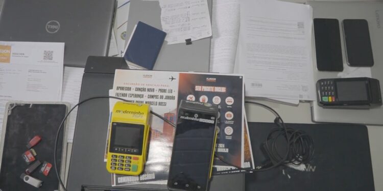 Polícia Civil prende investigado por vender falsos pacotes de viagens com prejuízo estimado em R$ 100 mil em Aracaju