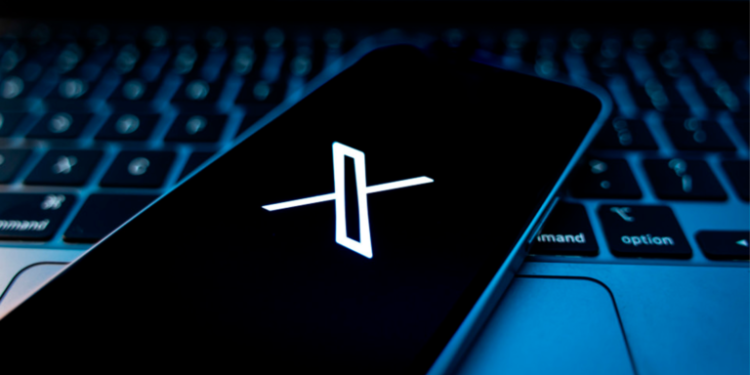 X decide cumprir todas as determinações judiciais para voltar a funcionar no Brasil