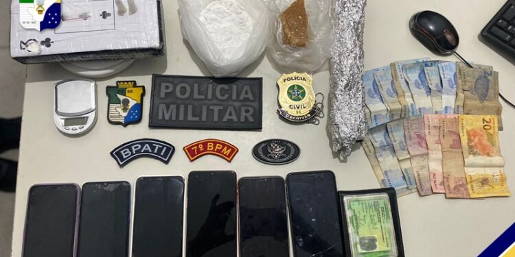 Ação conjunta prende duas pessoas por suspeita de envolvimento com o tráfico de drogas em Lagarto