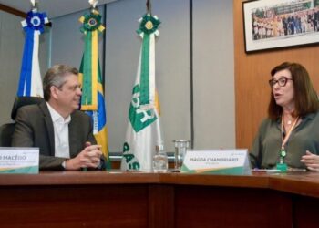 Ministro Márcio Macedo articula retomada de investimentos da Petrobras em Sergipe