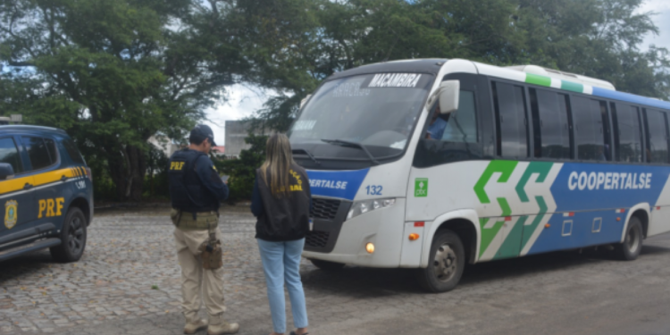 ITPS intensifica fiscalização de transporte de carga e passageiros nas rodovias sergipanas