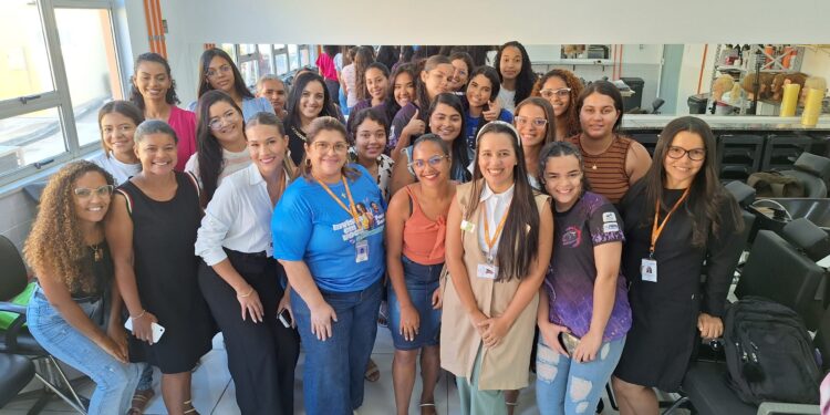 Em Tobias Barreto 300 jovens participam de oficinas gratuitas