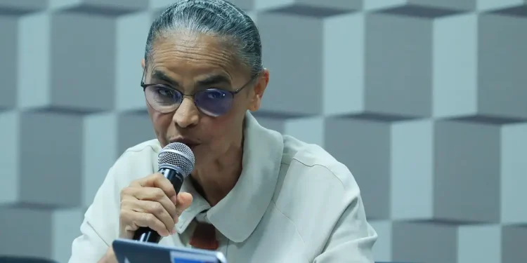 Brasil vive terrorismo climático, diz Marina Silva