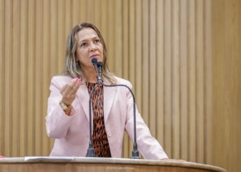 Sheyla Galba pede ampliação das linhas de ônibus no Japãozinho 