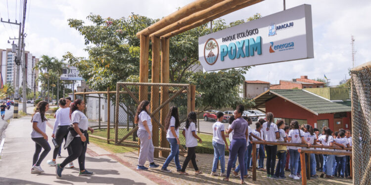 Estudantes da rede estadual participam de atividades pelo Dia do Comitê das Bacias Hidrográficas