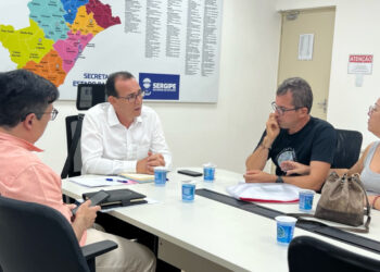 Gestão da Seduc recebe diretoria do Sintese e reafirma compromisso com o magistério