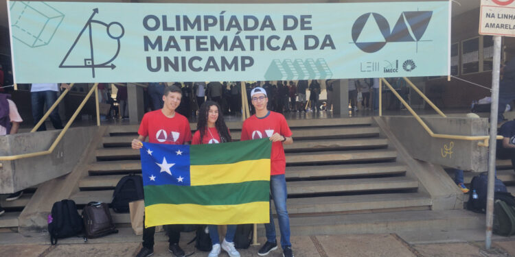 Alunos do Centro de Excelência Maria das Graças Menezes Moura são finalistas na Olimpíada de Matemática da Unicamp