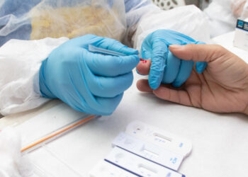 Unidade Móvel ‘Fique Sabendo’ realiza 184 testes rápidos