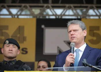 Governador de São Paulo defende fim de concessão da Enel