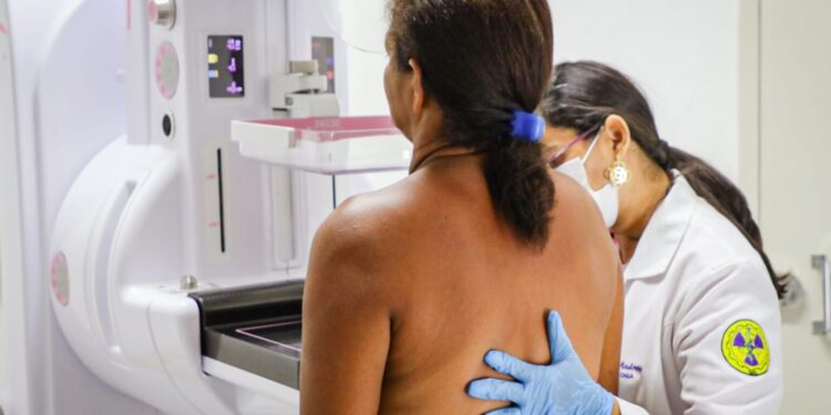 Sergipe amplia oferta de exames de mamografia para o diagnóstico precoce do câncer de mama neste mês de outubro