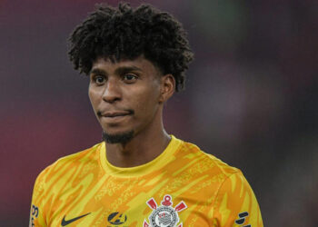 Corinthians não pagou a multa de Hugo Souza e Flamengo aguarda quitação total