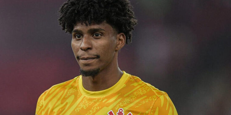 Corinthians não pagou a multa de Hugo Souza e Flamengo aguarda quitação total