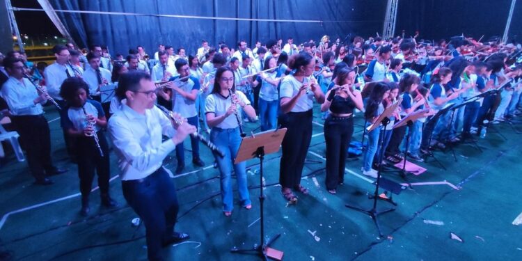 Dia das Crianças: Filarmônica de Itabaiana realiza apresentações de grupos musicais  