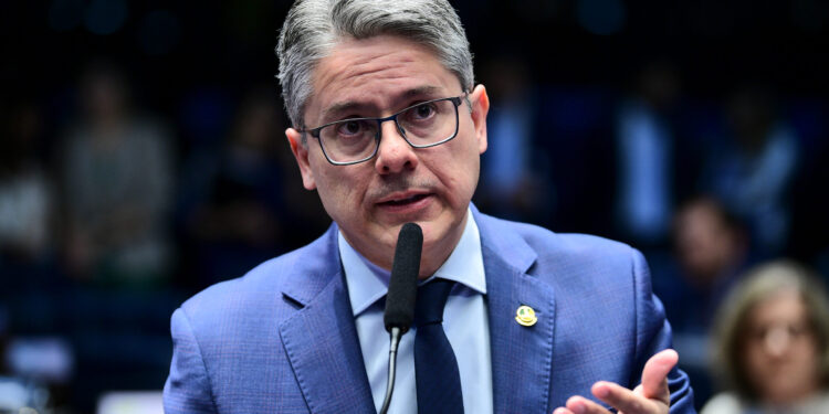 Senador Alessandro Vieira é confirmado como integrante da CPI das Bets