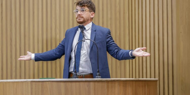 Breno Garibalde alerta sobre aterramento de lagoas de drenagem na Zona de Expansão