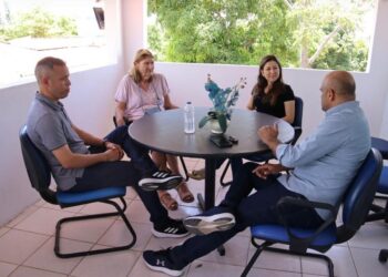Alex Melo visita o Ciras com o Projeto Educando para Libertar