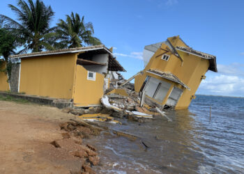 Erosão faz rio avançar 130 metros em uma década e ameaça Praia do Saco, no litoral sul de Sergipe, afirma pesquisa da UFS