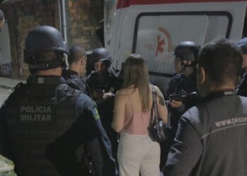 Homem que manteve família refém em Socorro se entrega à Polícia após quase 9 horas de negociação