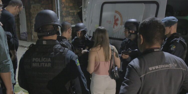 Homem que manteve família refém em Socorro se entrega à Polícia após quase 9 horas de negociação