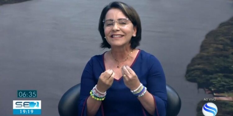 Emília Corrêa apresenta propostas em entrevista ao telejornal SETV2