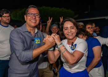 Emília Corrêa lidera com 61,6% dos votos válidos, aponta pesquisa Futura