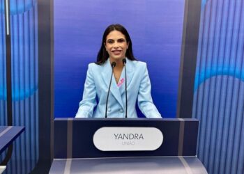 Yandra é a candidata que apresenta mais projetos no debate da TV