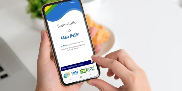 INSS lança serviço on-line para corrigir inconsistências cadastrais com a Receita Federal