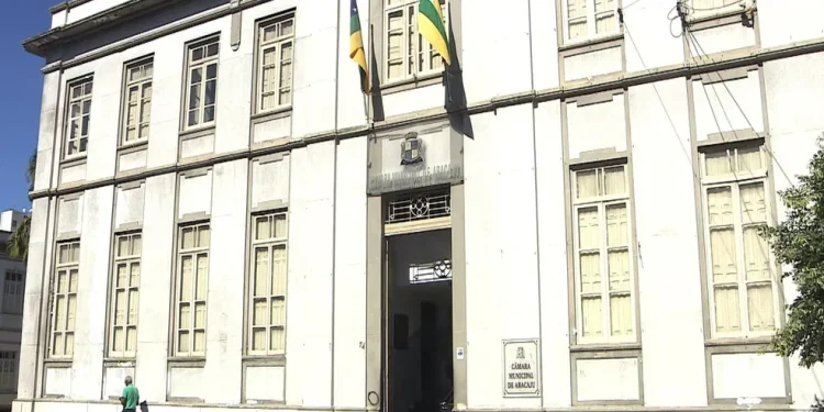 Conheça os 26 vereadores eleitos para a Câmara de Aracaju