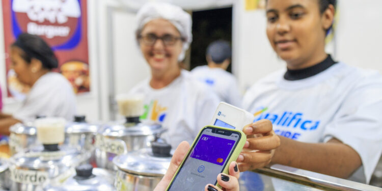 Sergipe é o 3º do país em melhoria na situação econômica da população