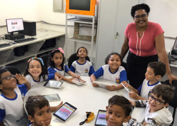 Governo de Sergipe trabalha e avança na política de valorização dos professores