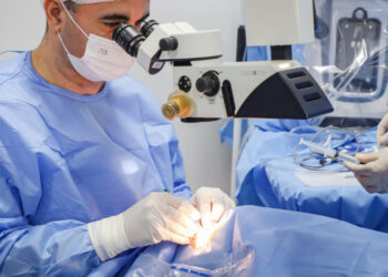 Mais de 6 mil pacientes já foram beneficiados com cirurgias oftalmológicas dentro do Enxerga Sergipe