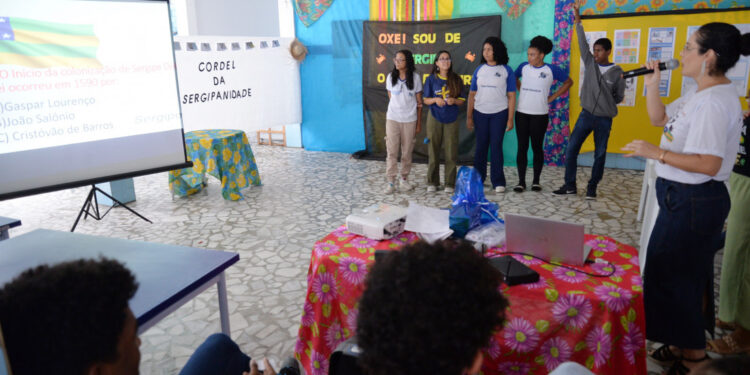 Escolas da rede estadual de ensino desenvolvem atividades de valorização da sergipanidade