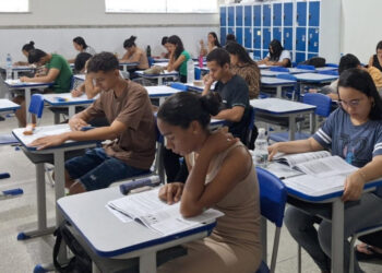 Estudantes da rede estadual intensificam preparação para o Enem