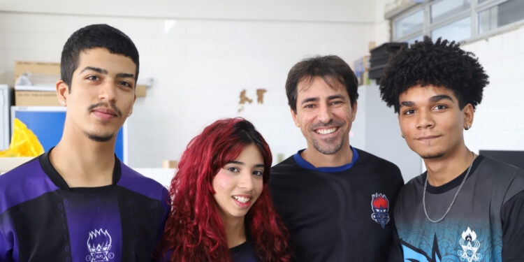 Equipe do Centro de Excelência Dom Luciano avança à etapa nacional da Olimpíada Brasileira de Robótica