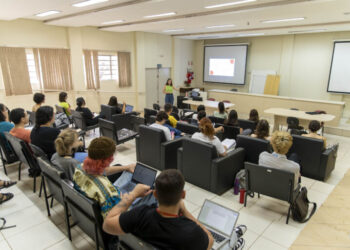 Número de universitários brasileiros é o maior em nove anos, chegando a quase 10 milhões