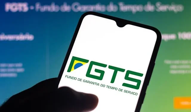 Ministro do Trabalho desmente fim da multa de rescisão do FGTS