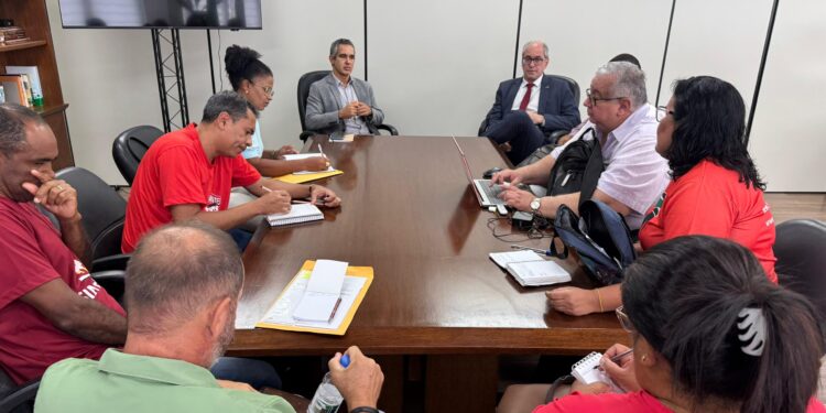 MPC vai atuar de forma preventiva perante gestores que estão em falta com salário dos professores