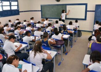 Conselho Nacional de Educação aprova novas diretrizes do ensino médio