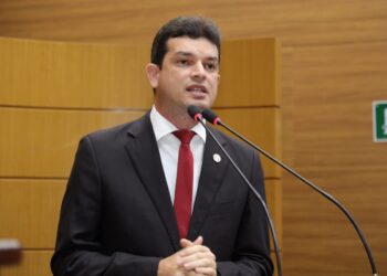 Deputado Paulo Júnior cobra apoio do governo para o Fasc