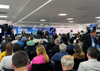 Prefeitos eleitos de Sergipe participam da 2ª Edição dos Seminários Novos Gestores 2025-2028 em Brasília