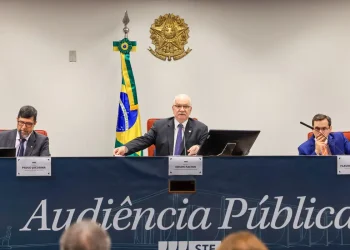 STF ouve especialistas sobre redução de ICMS para agrotóxicos