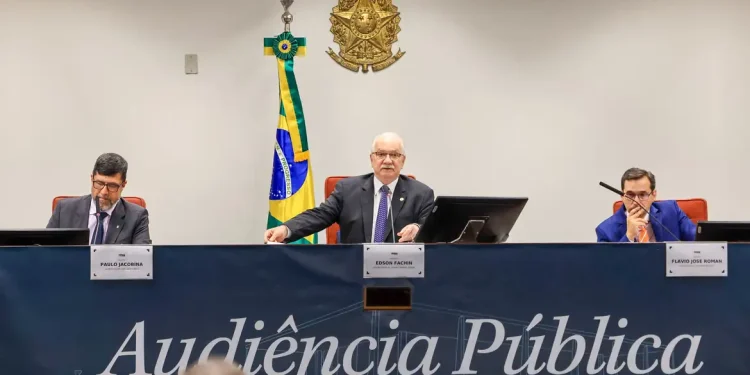 STF ouve especialistas sobre redução de ICMS para agrotóxicos