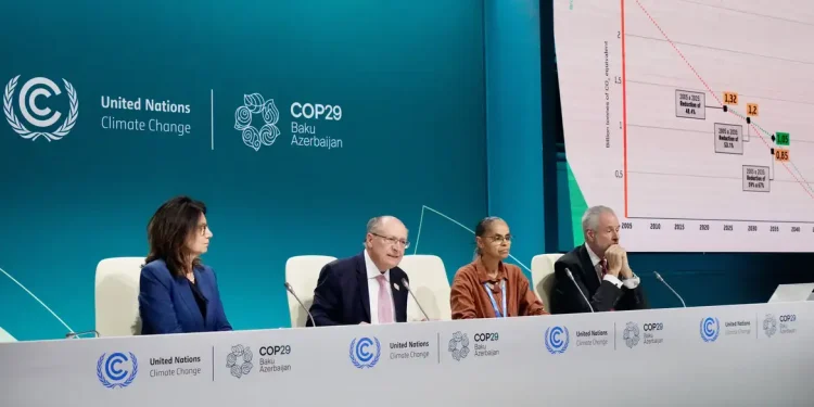Brasil é segundo país a entregar meta de emissões na COP29