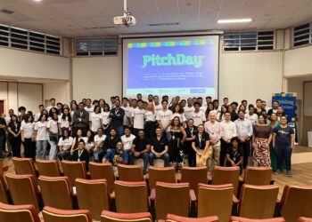 Estudantes da rede pública apresentam projetos finais no PitchDay do Programa Inovar-SE no SergipeTec