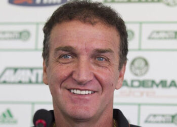 Cuca fecha com o Santos e retorno do técnico só depende de um motivo